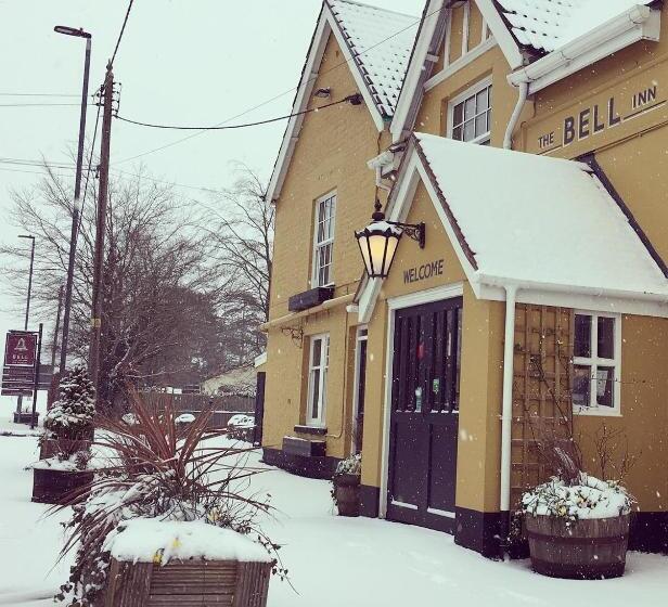 הוסטל The Bell At Old Sodbury
