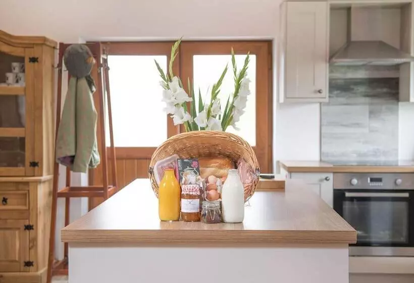 Retkeilymaja The Haughmond