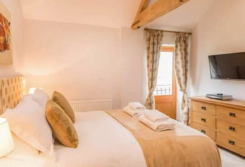 Retkeilymaja The Haughmond