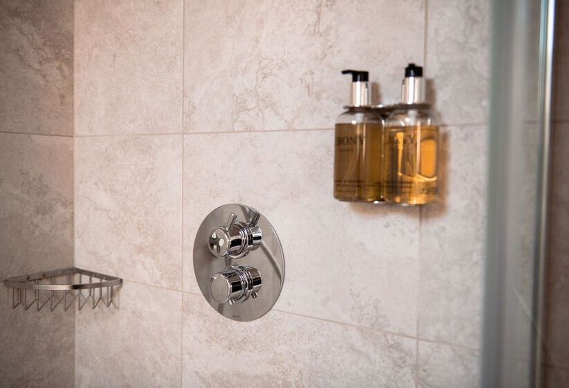 הוסטל The Wellington Heifer