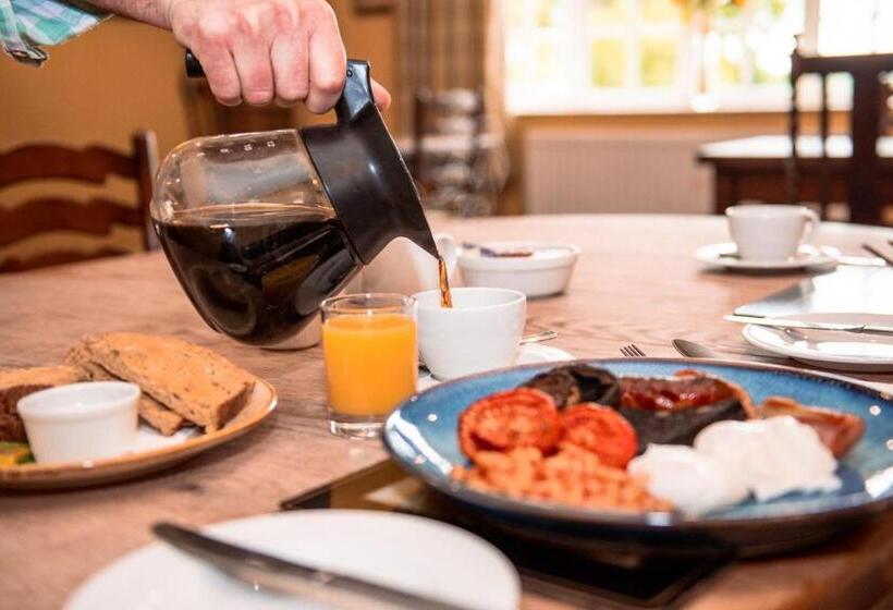 הוסטל The Wellington Heifer