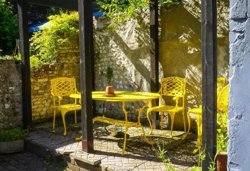 Retkeilymaja Ye Olde Smugglers Inne