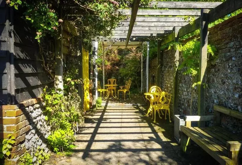 Retkeilymaja Ye Olde Smugglers Inne