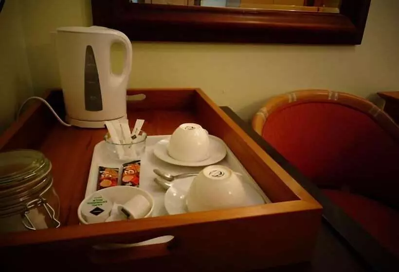 Majatalo Aron Guest House