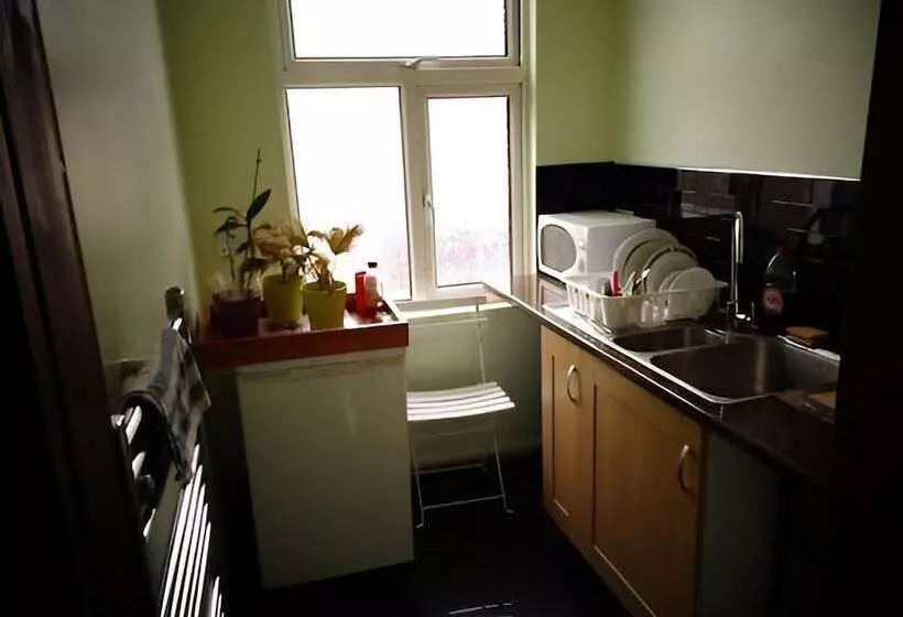 Majatalo Aron Guest House