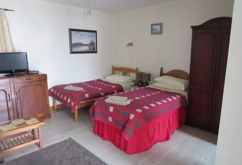 پانسیون Carnside Guest House