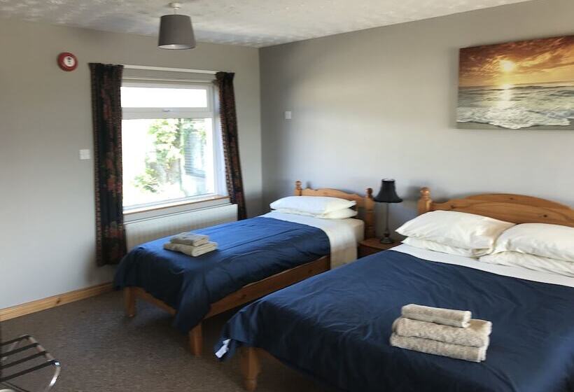 پانسیون Carnside Guest House