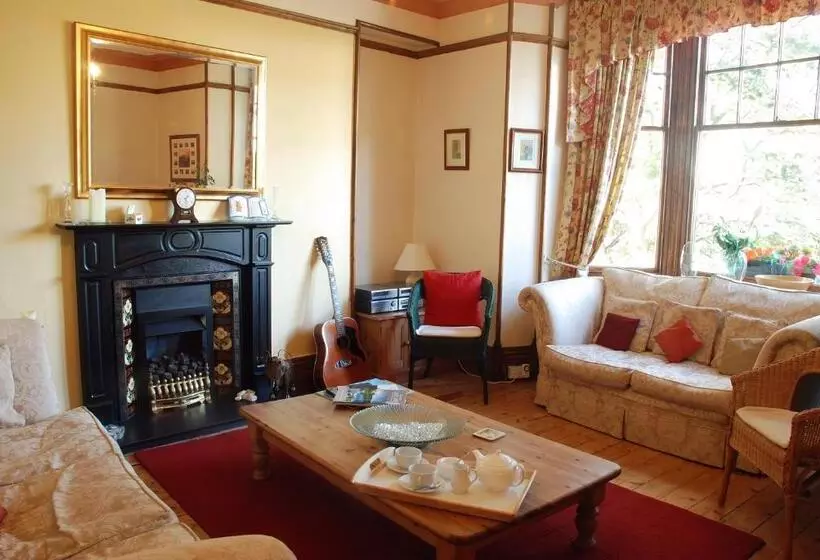 Majatalo Denehurst Guest House