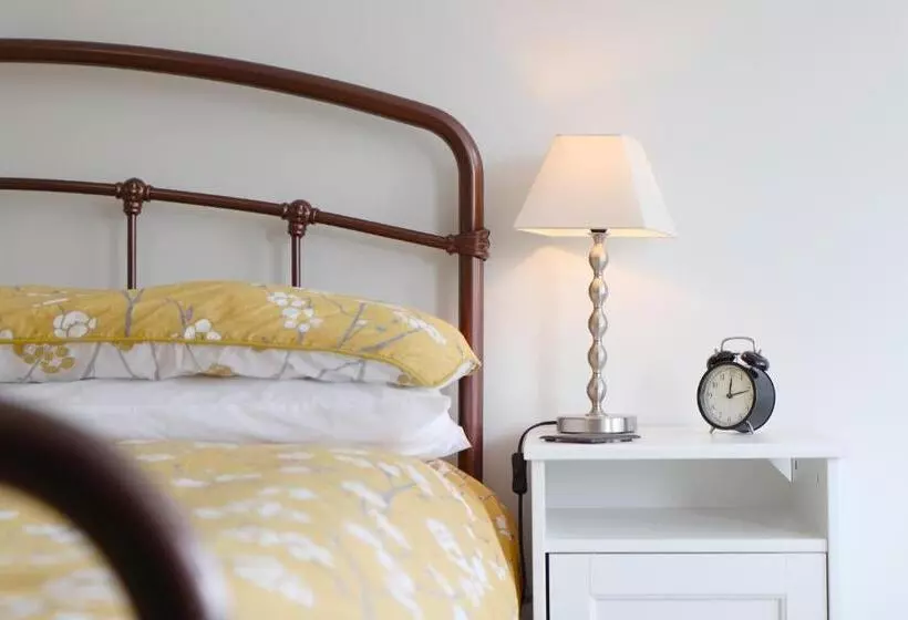 ペンション Ellinbrook Guest House