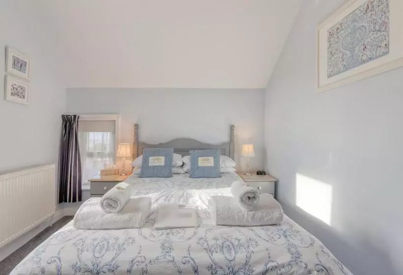 ペンション Ellinbrook Guest House