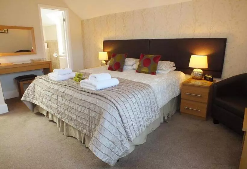 ペンション Ellinbrook Guest House