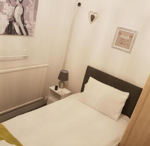 ペンション Lindum