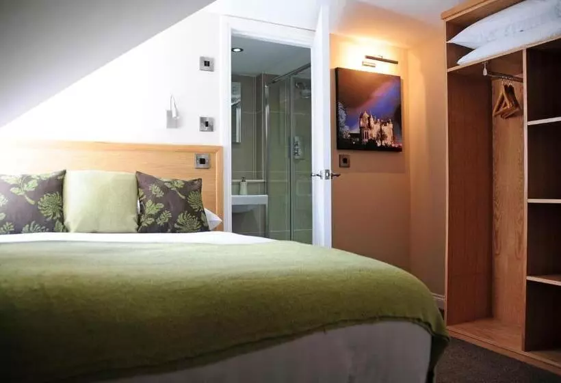 Majatalo Station House   Room Only