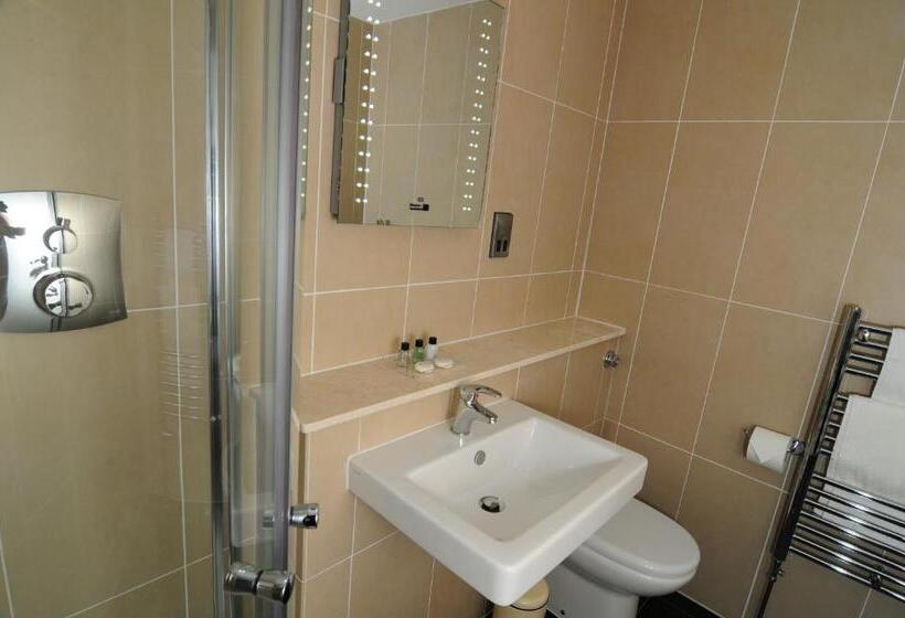 پانسیون Station House   Room Only