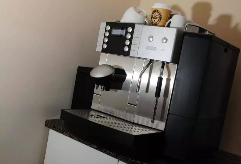 Majatalo Station House   Room Only