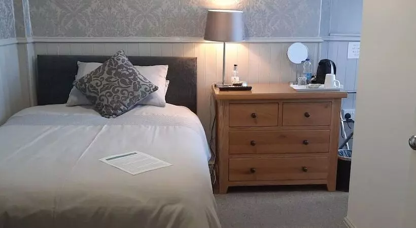 Majatalo Sunflower Lodge