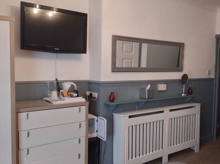 ペンション Sunflower Lodge