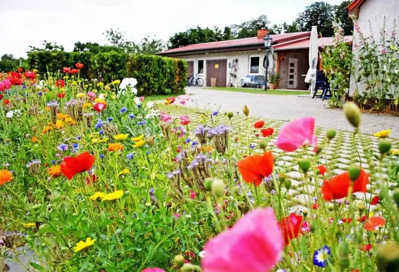 ホテル Ferienwohnungen Auf Dem Pommernhof