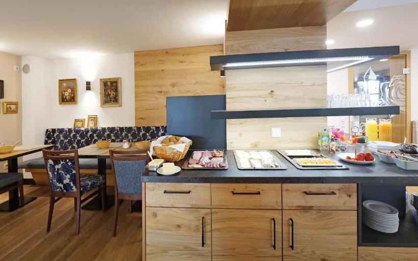 פנסיון Haus Carola