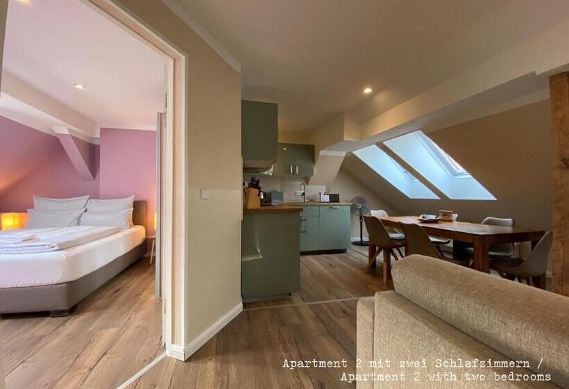 הוסטל Amaroo Gästehaus Potsdam “charlottenhof”