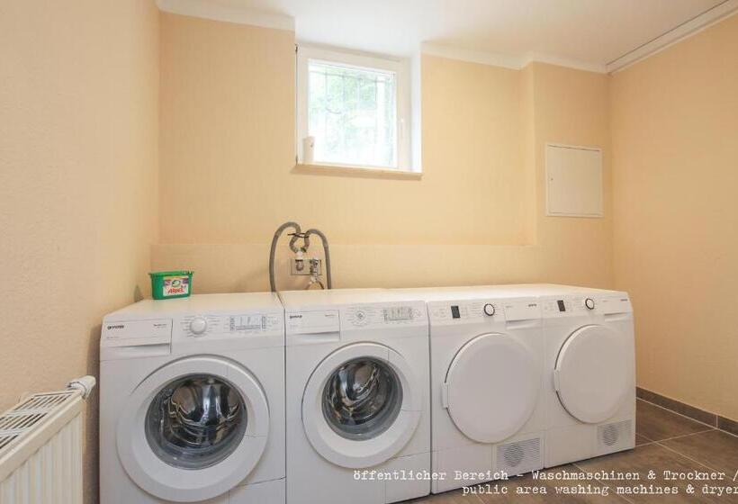 הוסטל Amaroo Gästehaus Potsdam “charlottenhof”