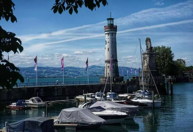 Majatalo Gästezimmer Hozici