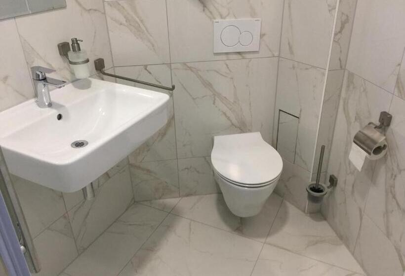 بنسيون Gästezimmer Hozici