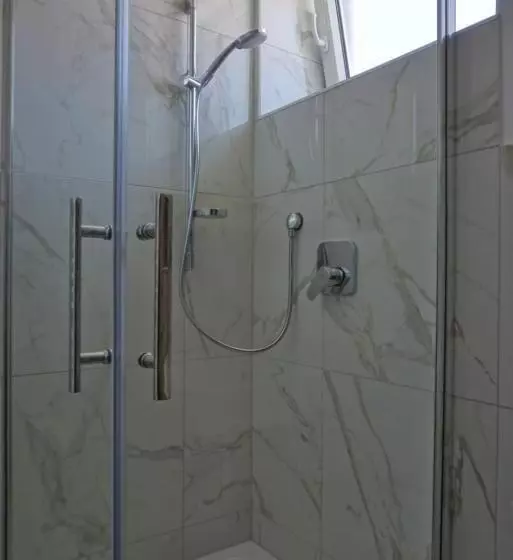 Majatalo Gästezimmer Hozici