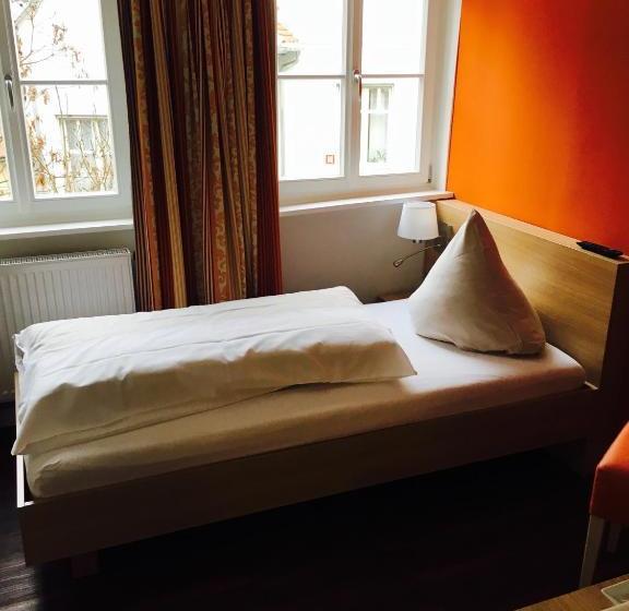 הוסטל Brauereigasthof Krone öhringen