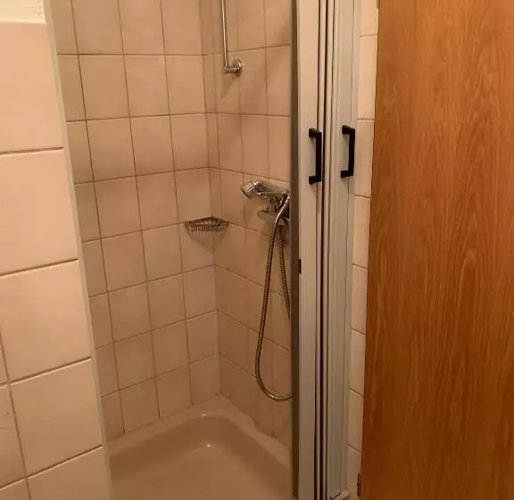 ユースホステル Gästehaus Vogel