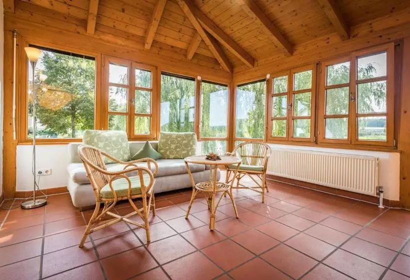 ホテル Urlaub Am Regen – Ferienhof Dirnberger