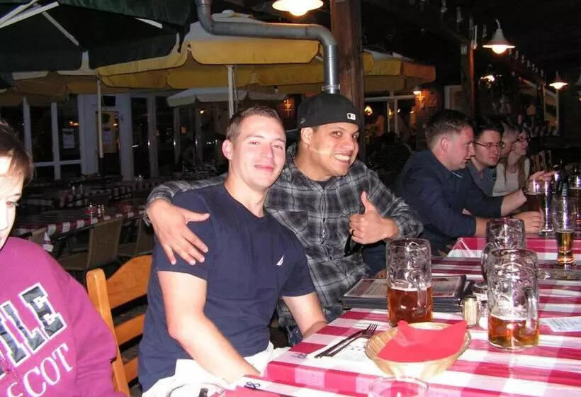 Majatalo Bauer Schmidt Weilerbach Bauer`s Budget