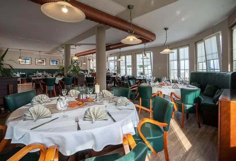 Sur La Mer   Pension Garni