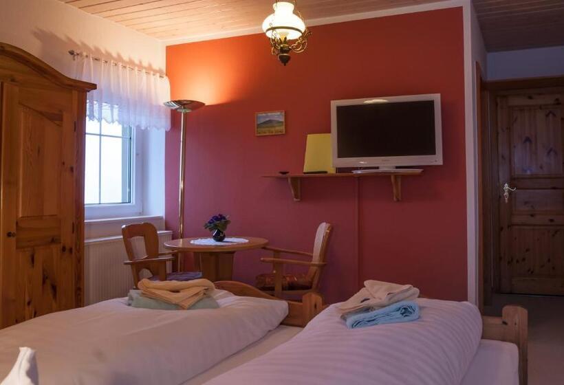 Auf Der Heide Gasthof & Pension