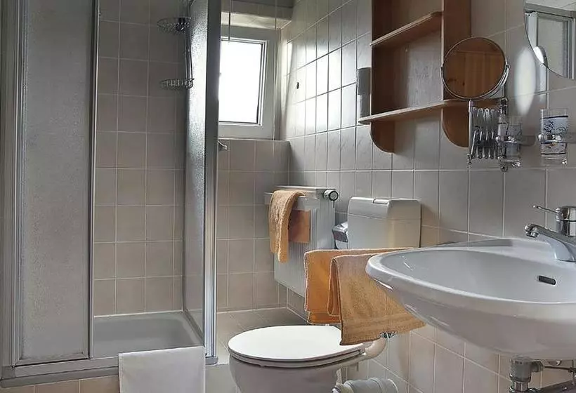 Auf Der Heide Gasthof & Pension