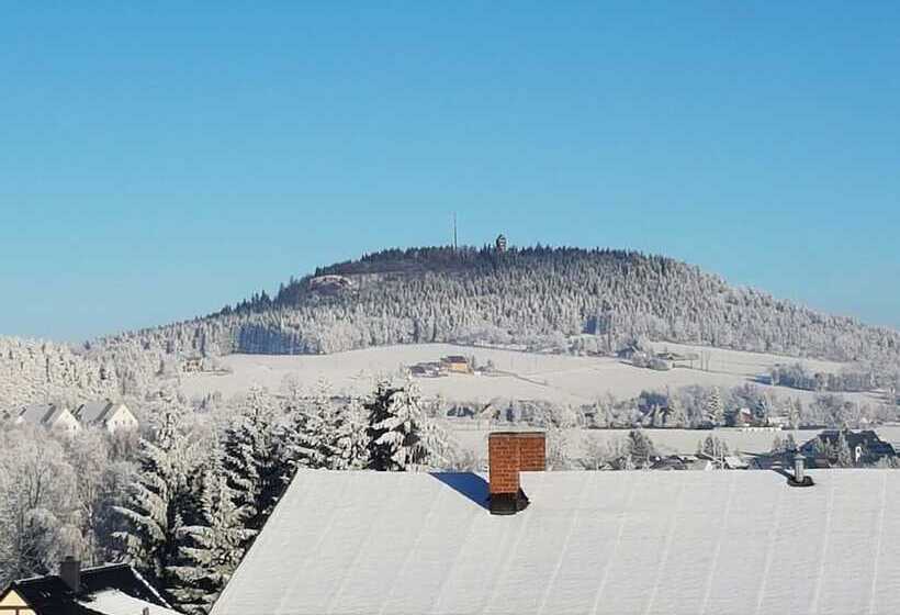 ペンション Gastehaus Hutweide