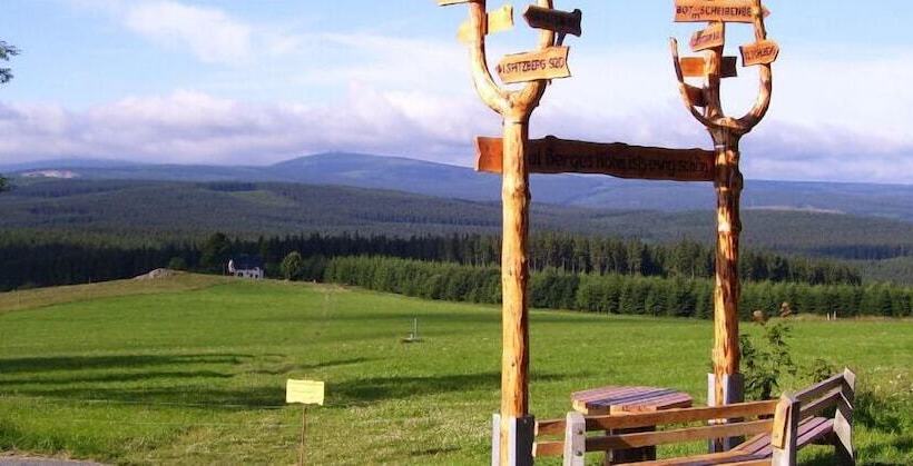 ペンション Gastehaus Hutweide