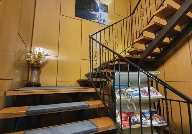 ペンション Gastehaus Hutweide