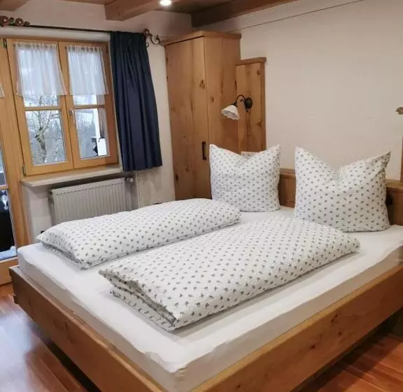 Majatalo Gästehaus Obersulzberglehen