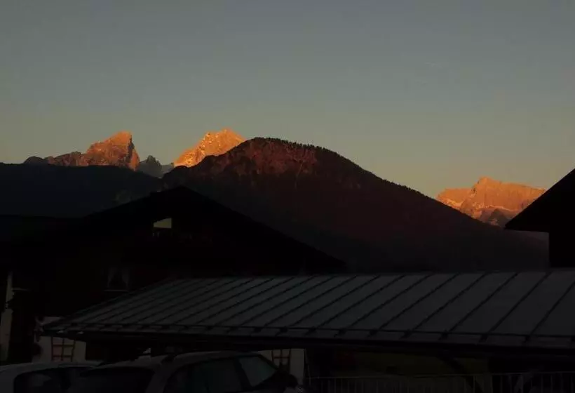 Majatalo Gästehaus Obersulzberglehen