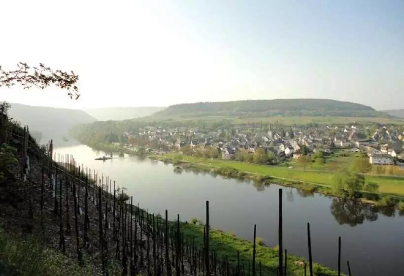 Majatalo Wein & Wohngut Paulushof