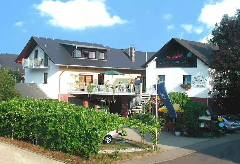 Majatalo Wein & Wohngut Paulushof