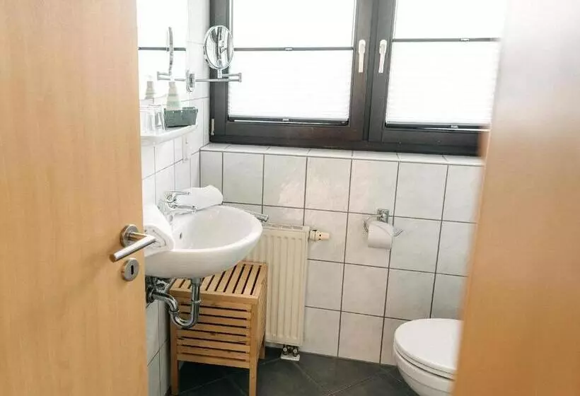 Majatalo Wein & Wohngut Paulushof