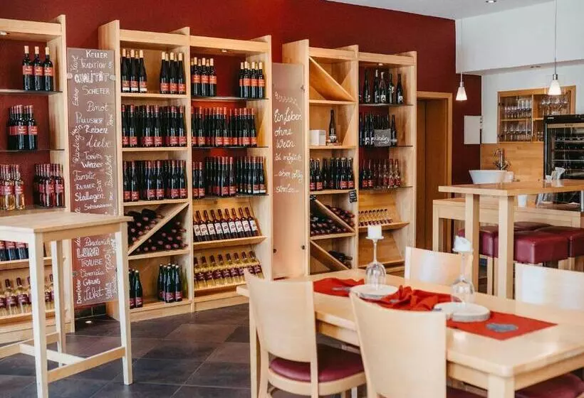 Majatalo Wein & Wohngut Paulushof