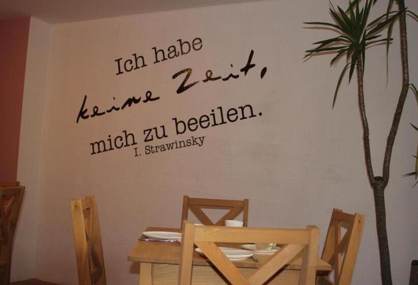 Gutshof Leipzig  Podelwitz Pension