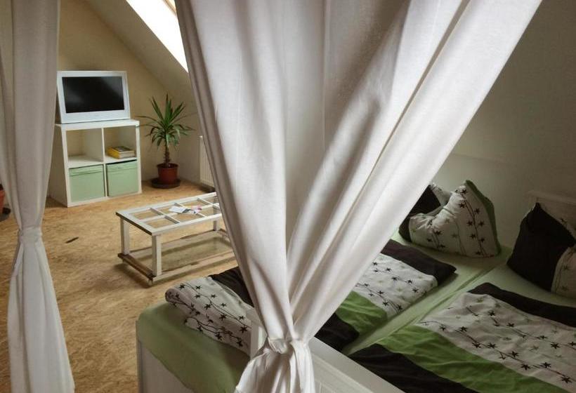 Gutshof Leipzig  Podelwitz Pension