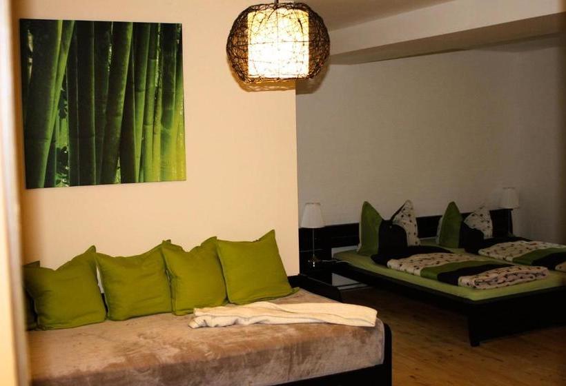 Gutshof Leipzig  Podelwitz Pension