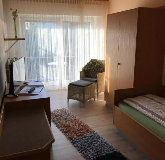 Majatalo Endbach Life