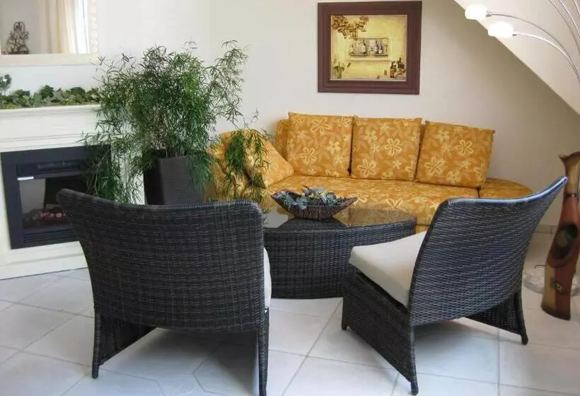 پانسیون Weingut Franz Schäfer