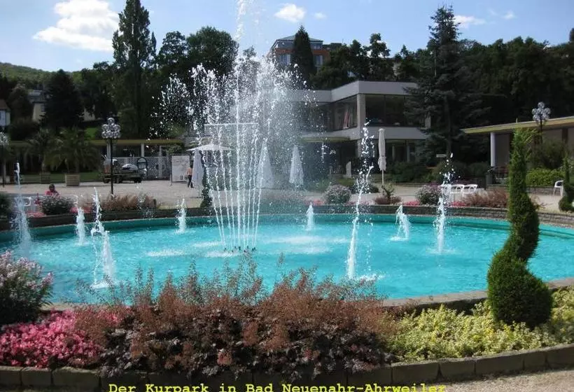 پانسیون Weingut Franz Schäfer